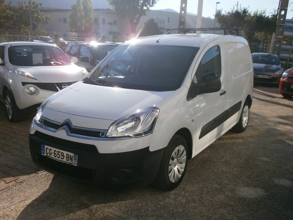 Voiture occasion utilitaire - auto sport